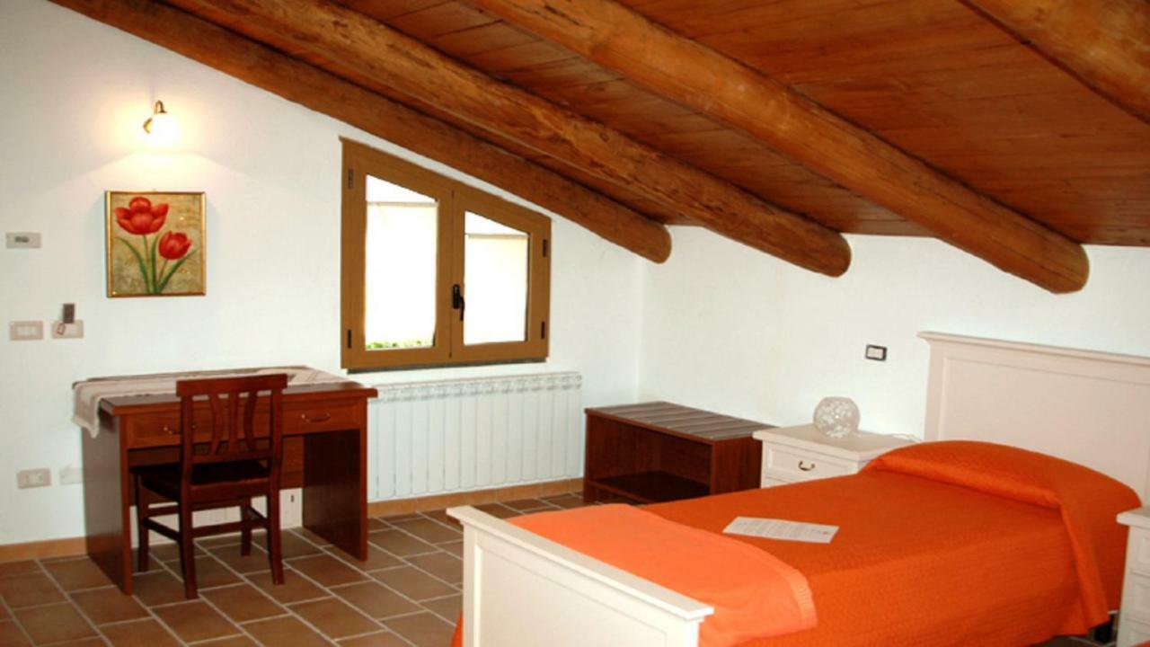B&B Il Melograno Tortorella Bagian luar foto