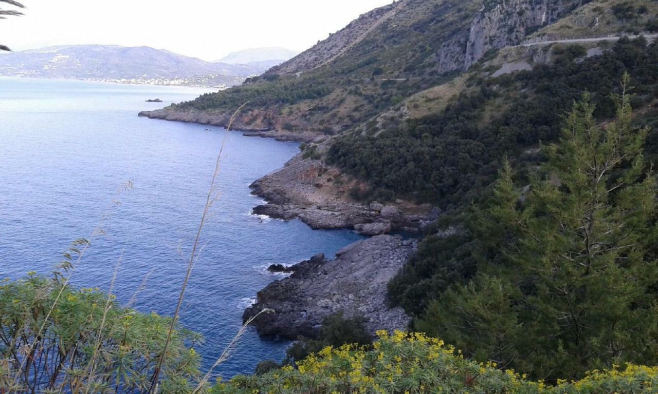 B&B Il Melograno Tortorella Bagian luar foto