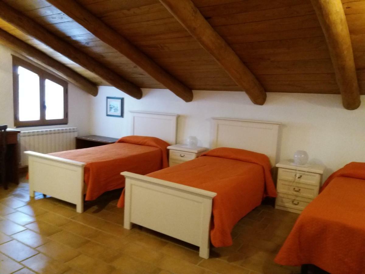 B&B Il Melograno Tortorella Bagian luar foto