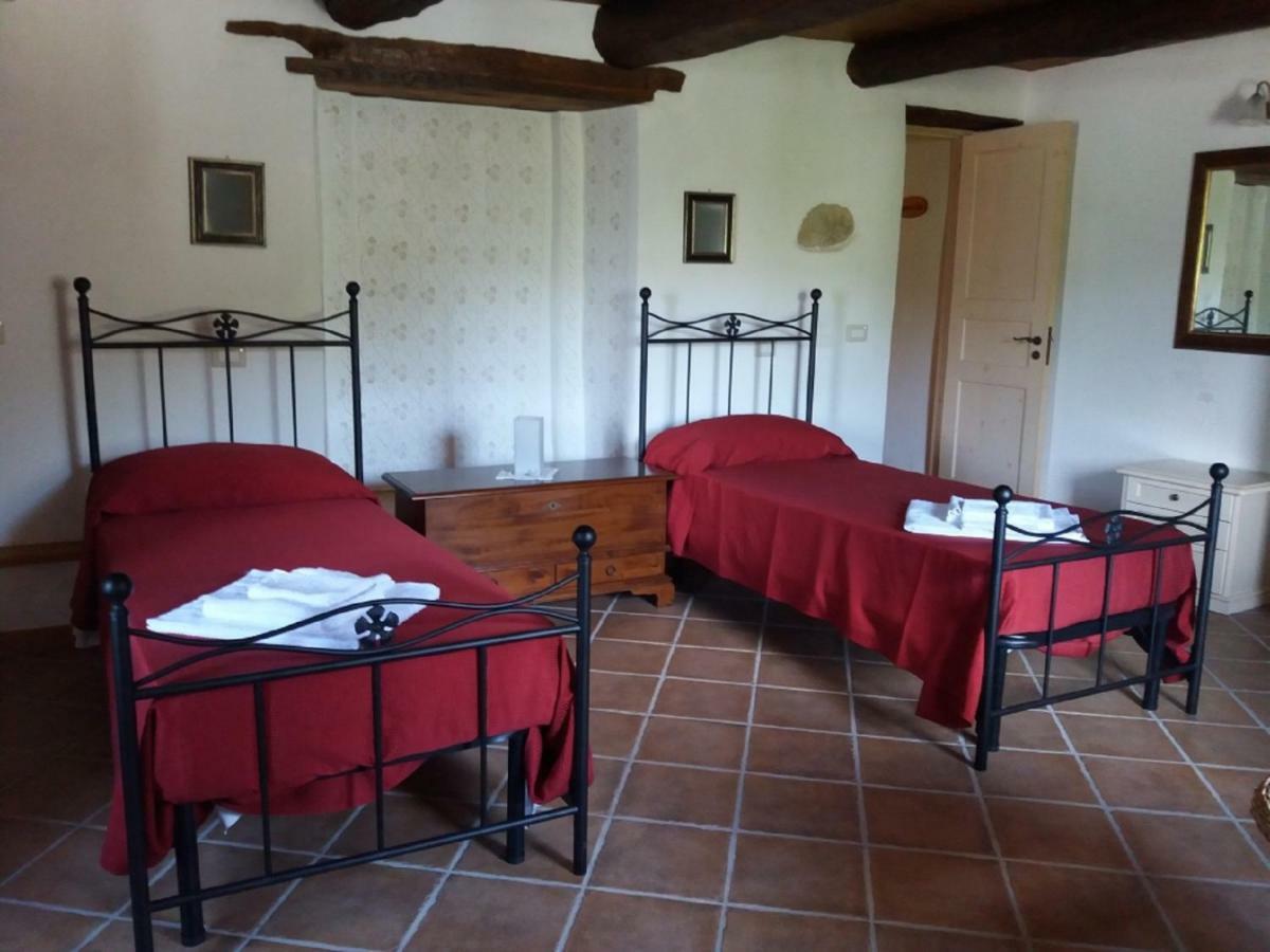 B&B Il Melograno Tortorella Bagian luar foto
